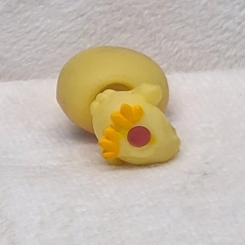 Littlest Pet Shop Yellow Chick #13 READ